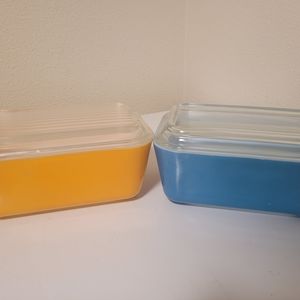 Vintage Pyrex set